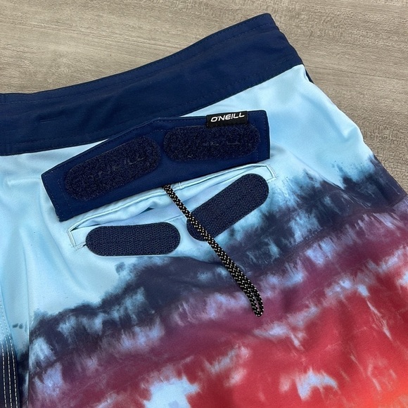 🔹O'NEILL- DAYDREAM CRUZER BOARD SHORTS - Picture 10 of 10